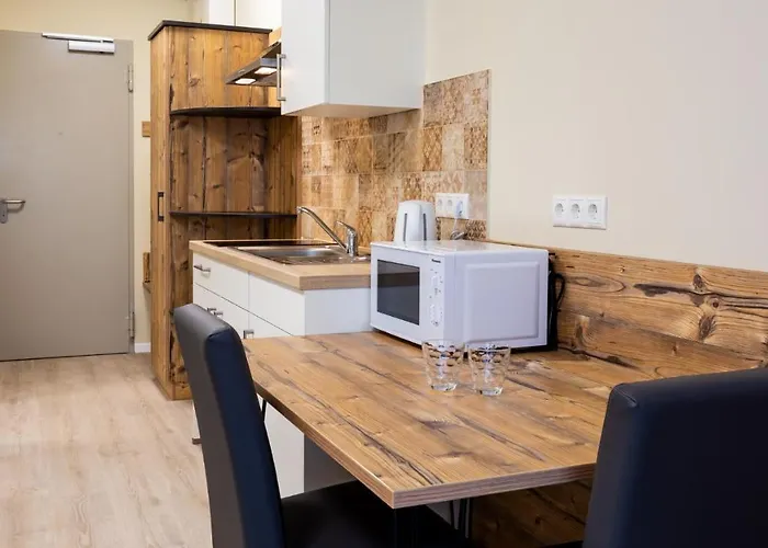 Gaestehaus - Boardinghouse Magnetsried سيشوبت